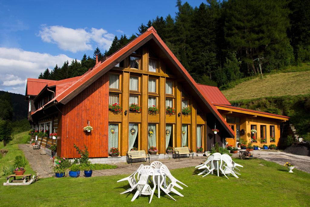 Penzion U Veselych Pec pod Snezkou Exteriör bild